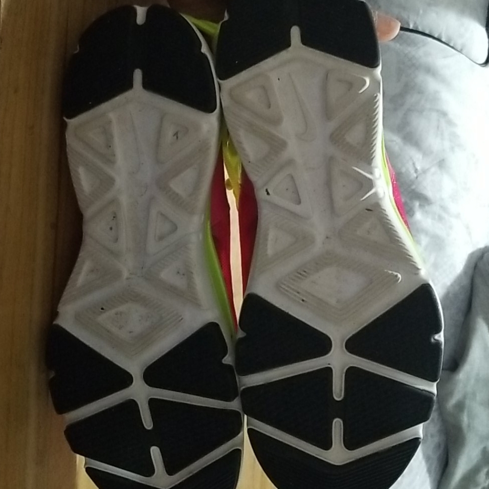 Womens pink and lime nike - Picture 5 of 8